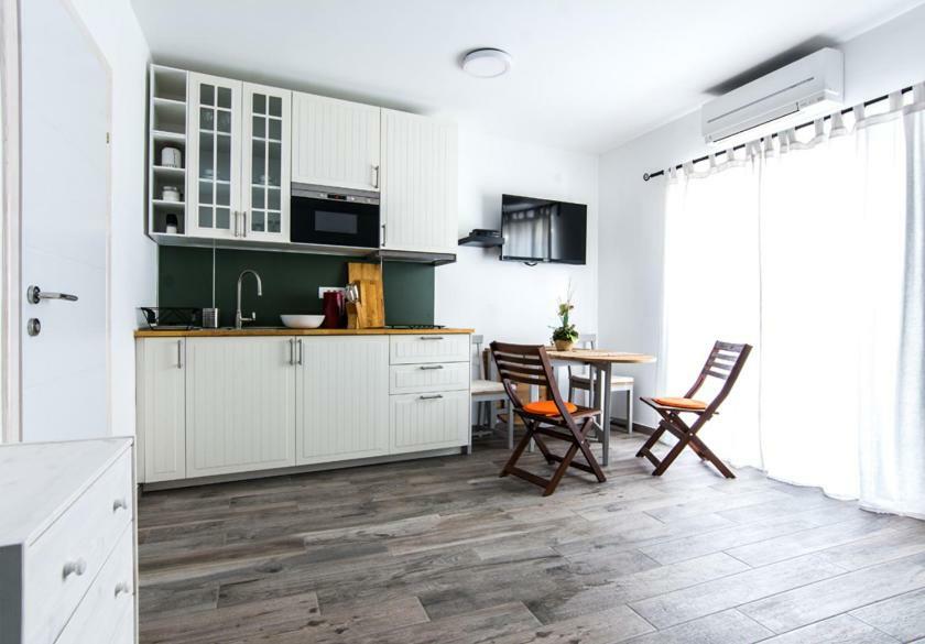 Apartments Jankovic Биоград на Мору Екстериор снимка