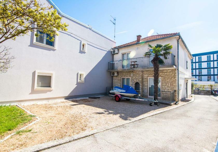 Apartments Jankovic Биоград на Мору Екстериор снимка